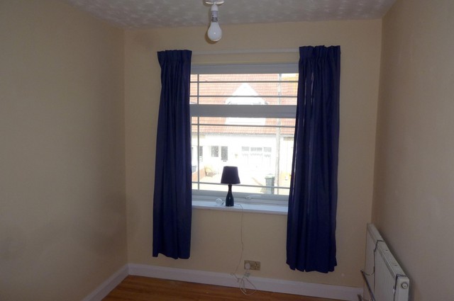  Image of 3 bedroom Semi-Detached house to rent in Waterloo Road Gosport PO12 at Gosport, PO12 2AL