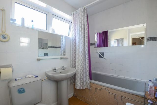  Image of 4 bedroom Detached house for sale in Waterways Great Sankey Warrington WA5 at Waterways Great Sankey Warrington, WA5 1HA