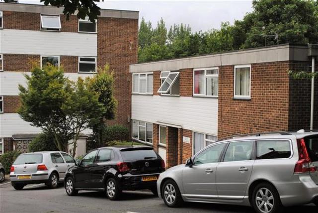  Image of 1 bedroom Apartment to rent in Sudbury Hill Harrow-on-the-Hill Harrow HA1 at Harrow on the Hill, HA1 3NB