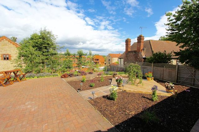 Image of 4 bedroom Detached house for sale in West End Winteringham Scunthorpe DN15 at West End Winteringham Scunthorpe, DN15 9NR