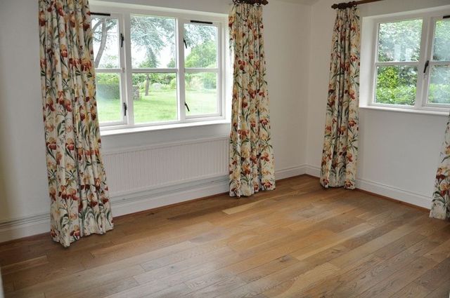  Image of 4 bedroom Cottage to rent in West Town Backwell Bristol BS48 at Chelvey Road West Town Backwell, BS48 3BD