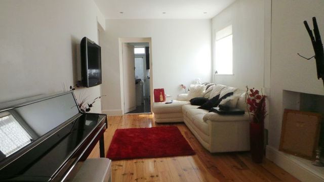  Image of 2 bedroom Property for sale in Westerham Avenue London N9 at Westerham Avenue  Edmonton, N9 9BT
