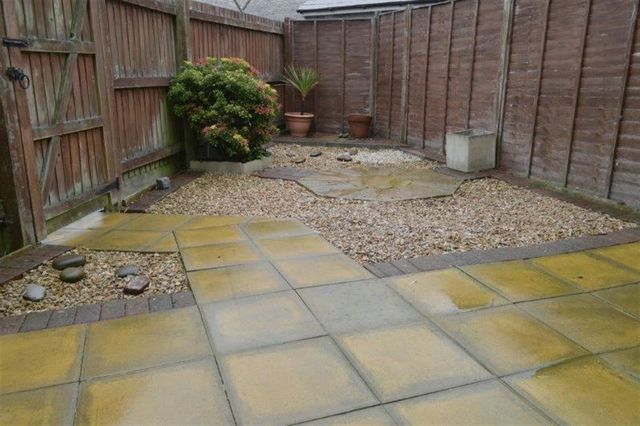  Image of 3 bedroom Semi-Detached house to rent in Worle Moor Road Weston-super-Mare BS24 at Worle Moor Road  Weston-Super-Mare, BS24 7JR