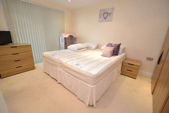  Image of 2 bedroom Flat for sale in Ayton Drive Portland DT5 at Ocean Views 1 Ayton Drive Portland, DT5 1EF