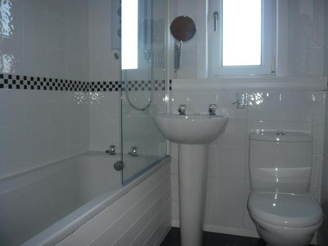  Image of 2 bedroom Flat to rent in Whinpark Circle Portlethen Aberdeen AB12 at Portlethen Aberdeenshire Aberdeenshire, AB12 4SS