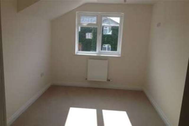  Image of 2 bedroom Flat to rent in Freshfield Road Southampton SO15 at Southampton, SO15 8QW