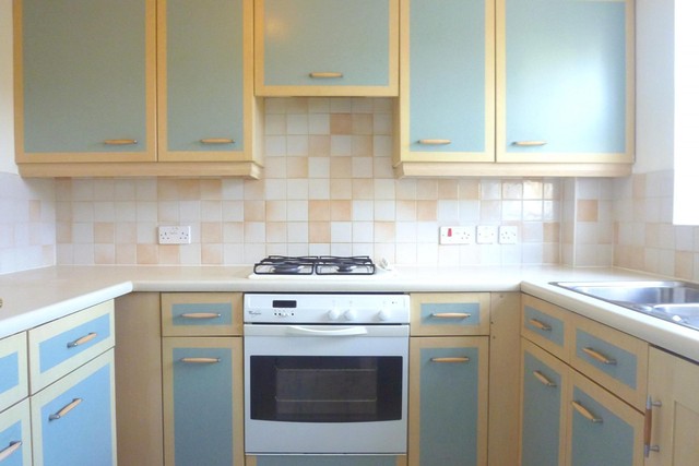  Image of 3 bedroom Detached house to rent in Whitstable Place Croydon CR0 at Croydon, CR0 1SA