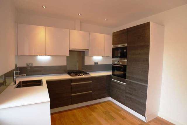  Image of 2 bedroom Flat to rent in Wickham Street Welling DA16 at Wickham Street  Welling, DA16 3DA