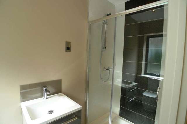  Image of 2 bedroom Flat to rent in Wickham Street Welling DA16 at Wickham Street  Welling, DA16 3DA