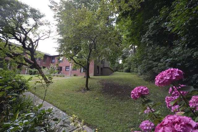  Image of 2 bedroom Flat to rent in Upper Glen Road St. Leonards-on-Sea TN37 at St Leonards On Sea, TN37 7BY