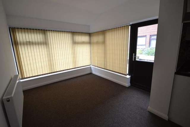  Image of 2 bedroom Flat to rent in Upper Glen Road St. Leonards-on-Sea TN37 at St Leonards On Sea, TN37 7BY