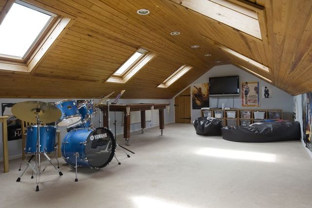  Image of 6 bedroom Detached house for sale in Mill Lane Hemingford Grey Huntingdon PE28 at Mill Lane Hemingford Grey Huntingdon, PE28 9DQ