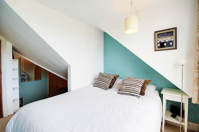  Image of 2 bedroom Flat for sale in Wolseley Road London N8 at Wolseley Road  Crouch End, N8 8RS