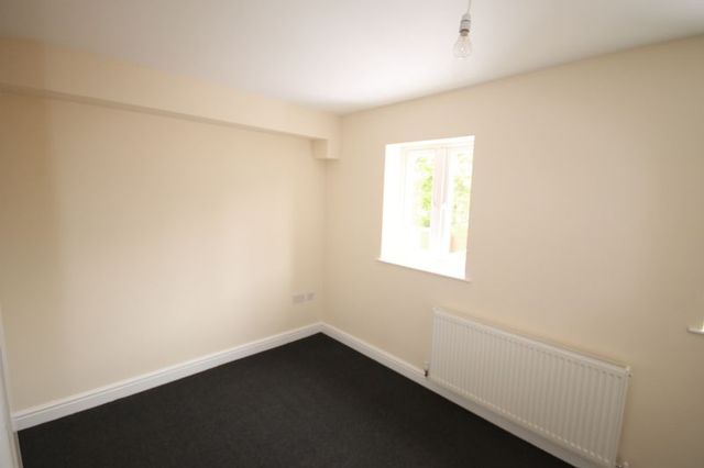  Image of 3 bedroom Terraced house to rent in Wood Lane Willenhall WV12 at Wood Lane  Willenhall, WV12 5NE