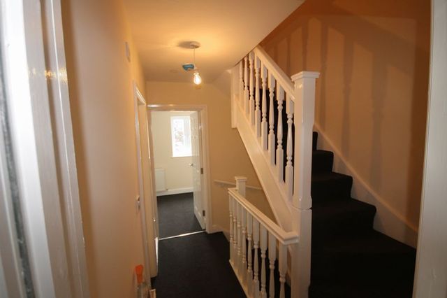  Image of 3 bedroom Terraced house to rent in Wood Lane Willenhall WV12 at Wood Lane  Willenhall, WV12 5NE