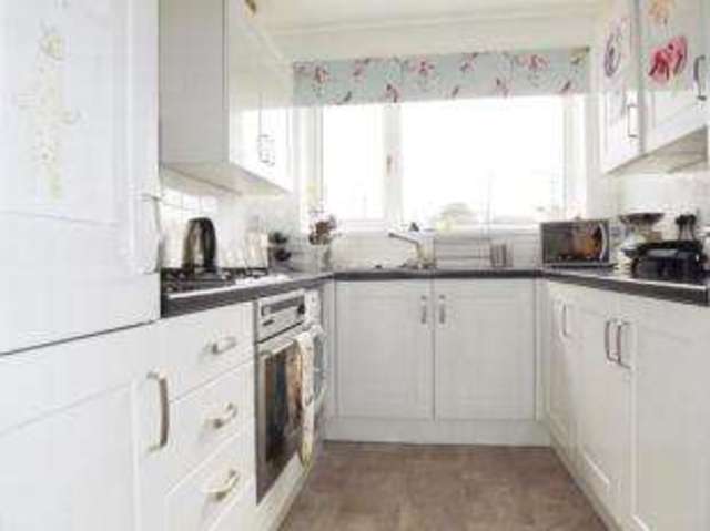  Image of 3 bedroom Bungalow for sale in Woodfield Road Harrogate HG1 at Harrogate North Yorkshire Bilton, HG1 4JG