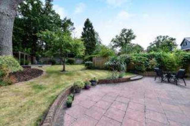  Image of 5 bedroom Detached house for sale in Woodland Way West Wickham BR4 at West Wickham  West Wickham, BR4 9LT