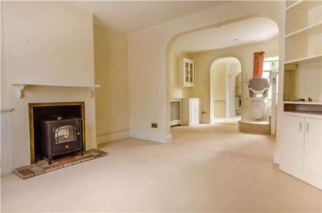  Image of 1 bedroom Semi-Detached house for sale in Woollards Lane Great Shelford Cambridge CB22 at 43 Woollards Lane  Great Shelford, CB22 5LZ