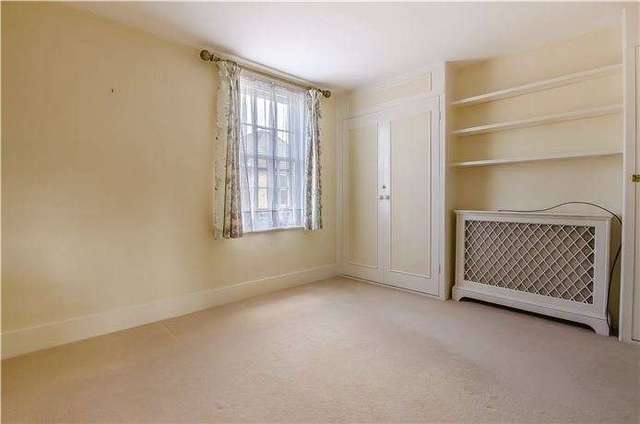  Image of 1 bedroom Semi-Detached house for sale in Woollards Lane Great Shelford Cambridge CB22 at 43 Woollards Lane  Great Shelford, CB22 5LZ