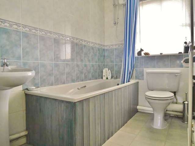  Image of 2 bedroom Terraced house for sale in Ypres Way Abingdon OX14 at Abingdon, OX14 1NQ