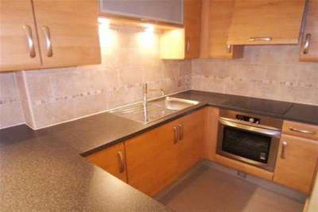  Image of 2 bedroom Flat to rent in George Street Wakefield WF1 at Wakefield, WF1 1LG