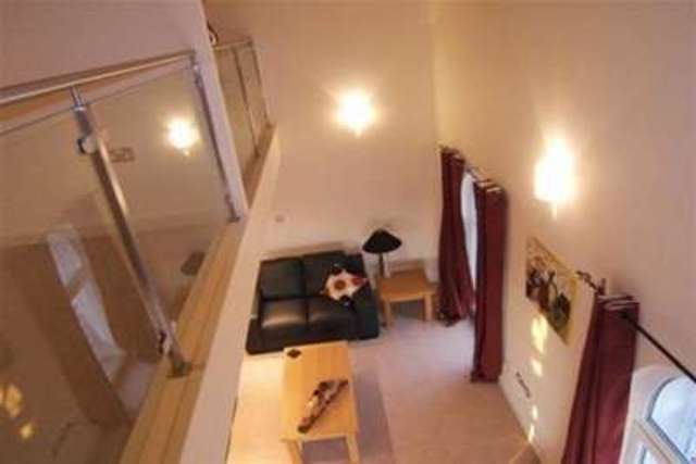  Image of 2 bedroom Flat to rent in George Street Wakefield WF1 at Wakefield, WF1 1LG