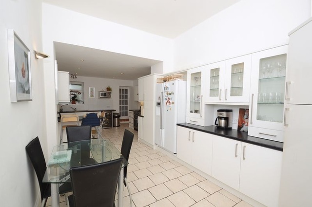  Image of 5 bedroom Semi-Detached house to rent in Abercorn Terrace Edinburgh EH15 at Portobello Edinburgh Edinburgh, EH15 2DF