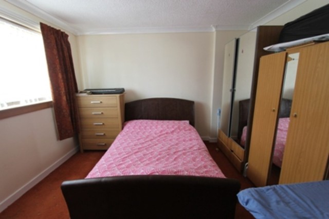  Image of 2 bedroom Semi-Detached house to rent in Corkerhill Road Glasgow G52 at Mosspark Glasgow Glasgow, G52 1TG