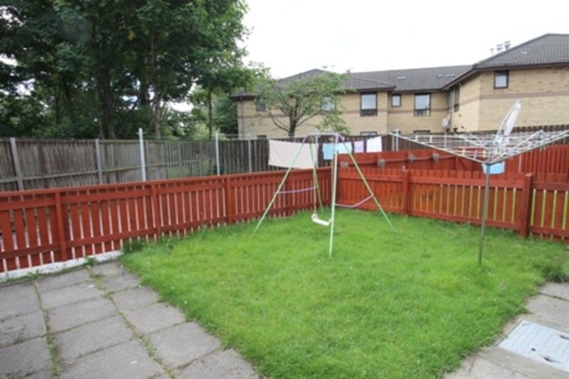  Image of 2 bedroom Semi-Detached house to rent in Corkerhill Road Glasgow G52 at Mosspark Glasgow Glasgow, G52 1TG