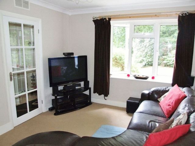  Image of 2 bedroom Terraced house for sale in Tintagel Road Yeovil BA21 at Tintagel Road  Yeovil, BA21 3RE