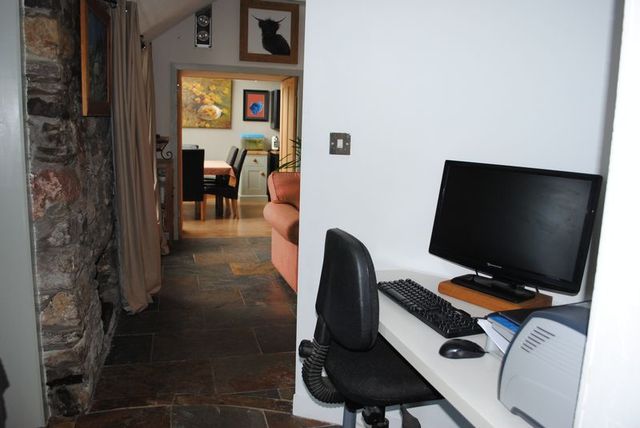  Image of 4 bedroom Cottage for sale in Howgate Road Roberton Biggar ML12 at Roberton Biggar, ML12 6RS