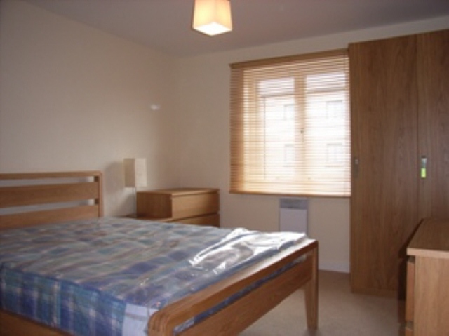  Image of 2 bedroom Flat to rent in Heritage Way Gosport PO12 at 202 Heritage Way Gosport Gosport, PO12 4WF