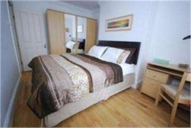  Image of 2 bedroom Flat to rent in Belsize Road London NW6 at London, NW6 4TG