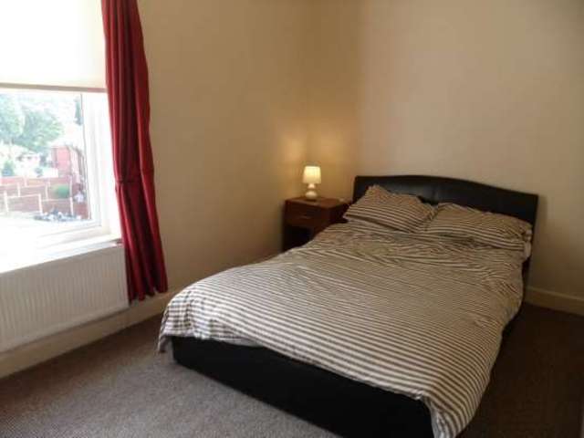  Image of 3 bedroom Property for sale in Vale Cottages Hyde SK14 at Hyde Cheshire Hyde, SK14 4PH