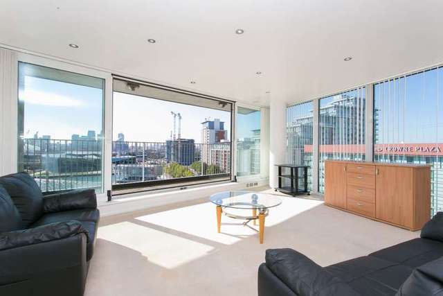  Image of 3 bedroom Apartment to rent in Western Gateway London E16 at Western Gateway  London, E16 1AQ