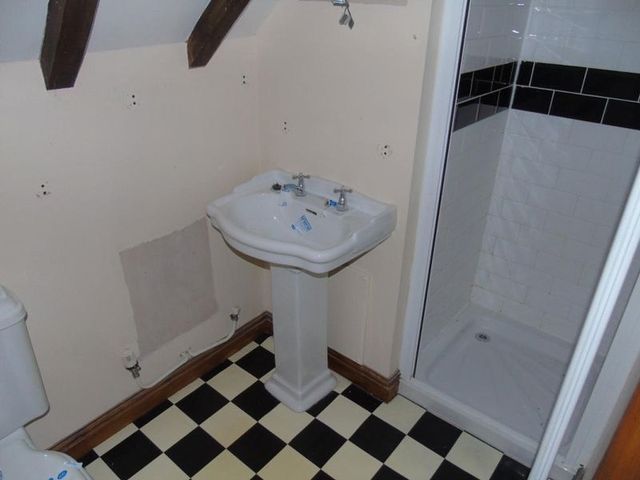  Image of 7 bedroom Cottage for sale in Upton Snodsbury Worcester WR7 at Upton Snodsbury Worcester, WR7 4NN