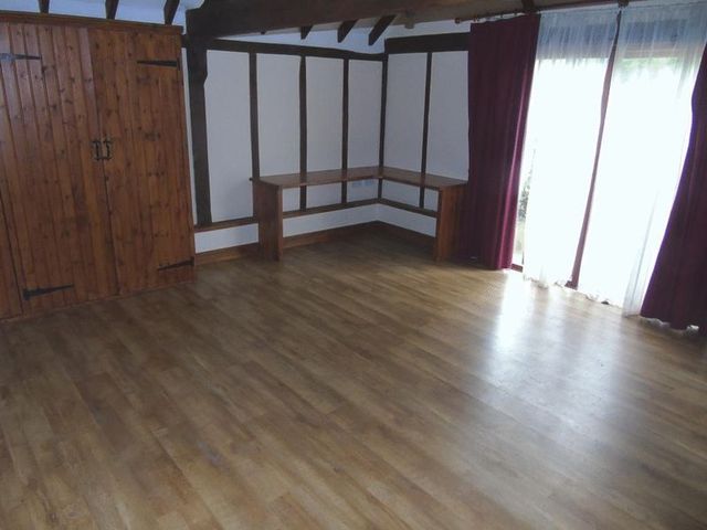  Image of 7 bedroom Cottage for sale in Upton Snodsbury Worcester WR7 at Upton Snodsbury Worcester, WR7 4NN