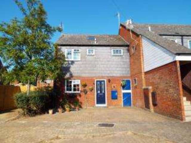  Image of 4 bedroom End of Terrace for sale in Wantage Close Wing Leighton Buzzard LU7 at Wing Leighton Buzzard Wing, LU7 0PJ