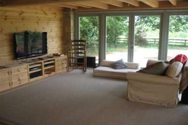  Image of 2 bedroom Detached house to rent in Smith Street West Kington Chippenham SN14 at Chippenham, SN14 7JG
