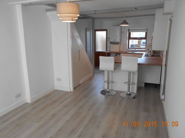  Image of 2 bedroom Terraced house to rent in Church Street Littleborough OL15 at Church Street  Littleborough, OL15 9AA