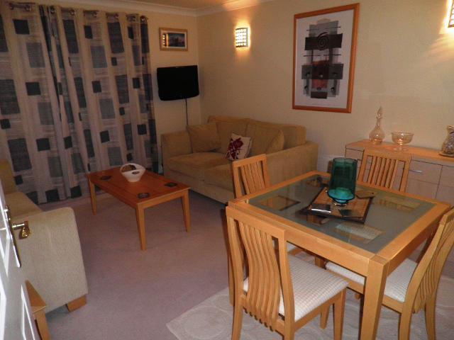  Image of 2 bedroom Apartment to rent in Corscombe Close Weymouth DT4 at Weymouth, DT4 0UE
