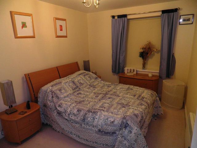  Image of 2 bedroom Apartment to rent in Corscombe Close Weymouth DT4 at Weymouth, DT4 0UE