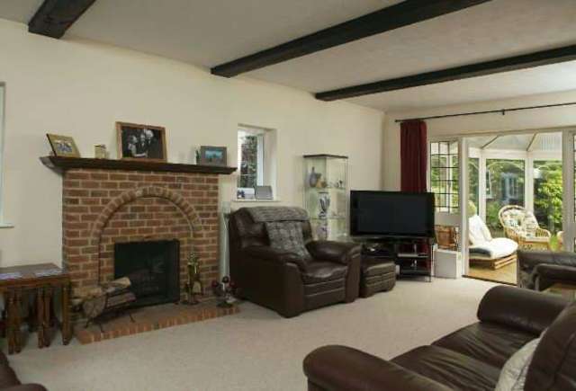  Image of 4 bedroom Detached house for sale in Wilderness Road Earley Reading RG6 at Wilderness Court  Reading, RG6 7RF