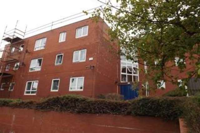  Image of 2 bedroom Flat to rent in Norton Hill Windmill Hill Runcorn WA7 at Runcorn, WA7 6QF