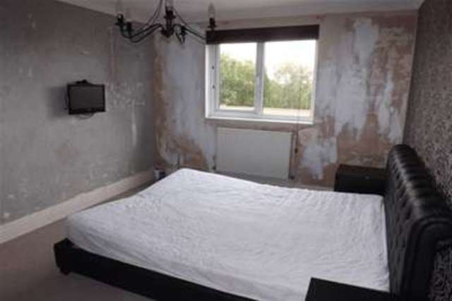  Image of 2 bedroom Flat to rent in Norton Hill Windmill Hill Runcorn WA7 at Runcorn, WA7 6QF