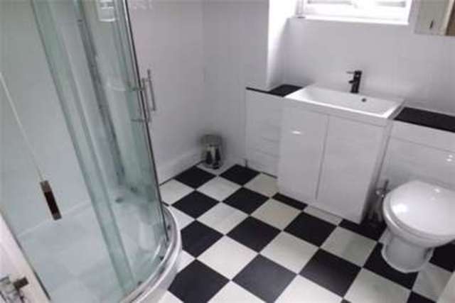  Image of 2 bedroom Flat to rent in Norton Hill Windmill Hill Runcorn WA7 at Runcorn, WA7 6QF