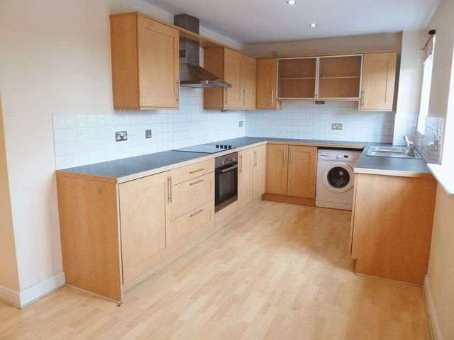  Image of 3 bedroom Flat for sale in Lordswood Road Harborne Birmingham B17 at Lordswood Road  Birmingham, B17 9RP