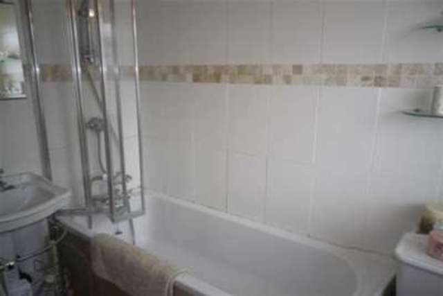  Image of 3 bedroom Terraced house to rent in Highfield Cottages Highfield Lane Chaddesden Derby DE21 at Derby, DE21 6PR