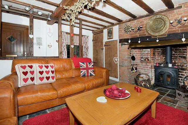  Image of 2 bedroom Cottage for sale in Mill Lane Preston Canterbury CT3 at Mill Lane Preston Canterbury, CT3 1HG