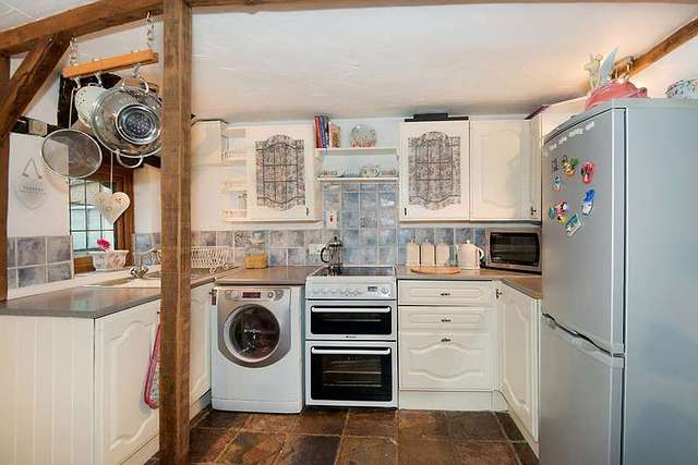  Image of 2 bedroom Cottage for sale in Mill Lane Preston Canterbury CT3 at Mill Lane Preston Canterbury, CT3 1HG